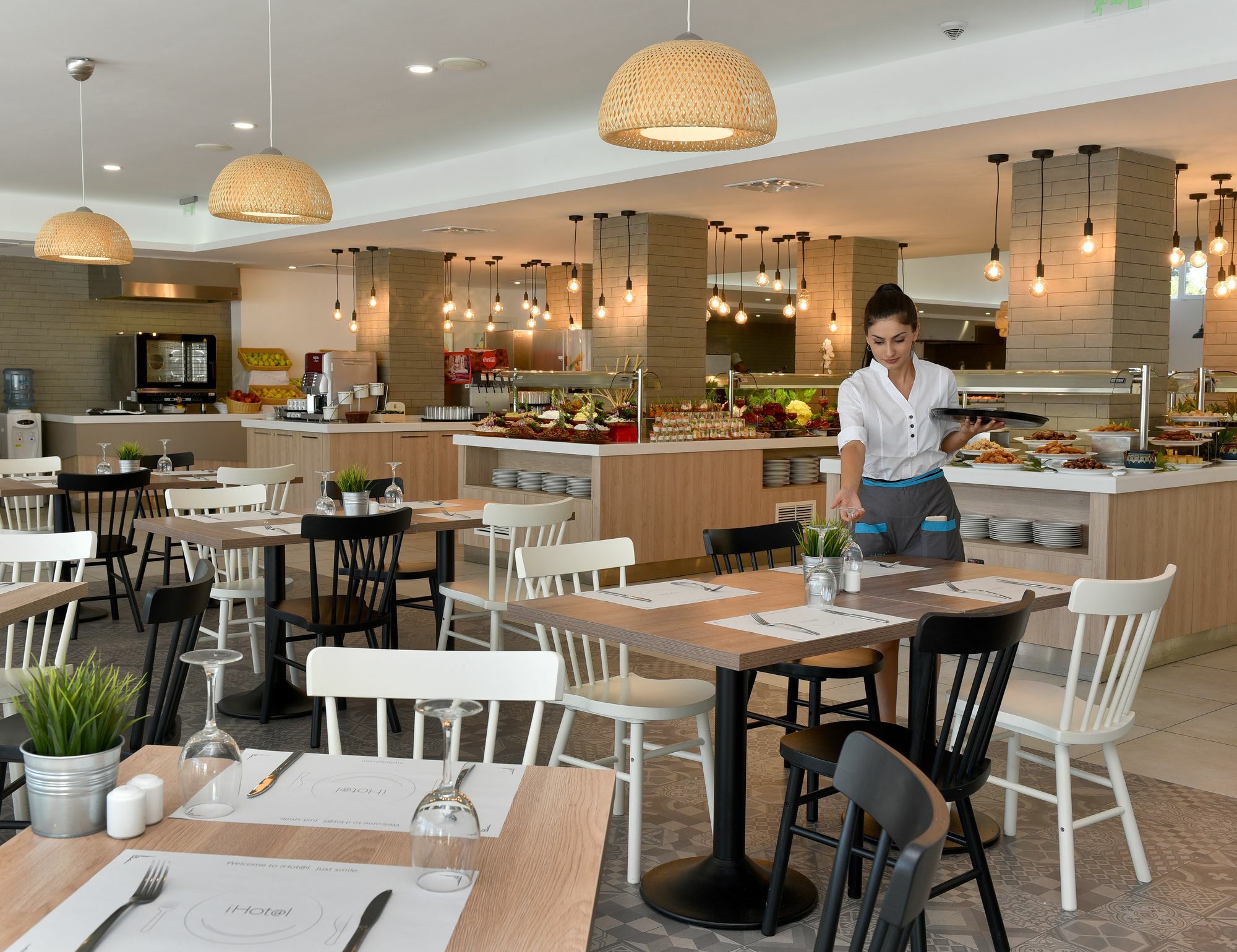 Ihotel Słoneczny Brzeg Zewnętrze zdjęcie