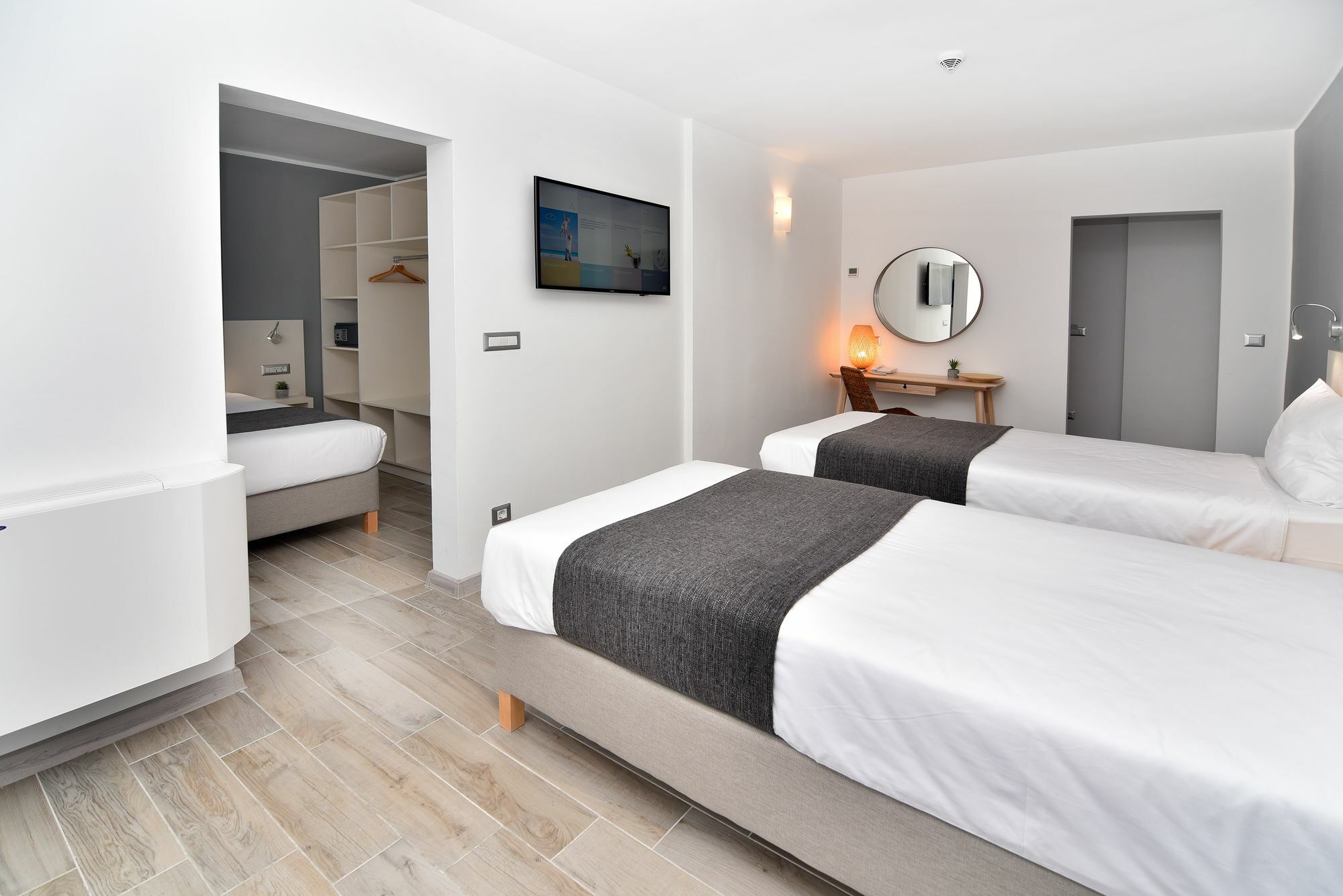 Ihotel Słoneczny Brzeg Zewnętrze zdjęcie